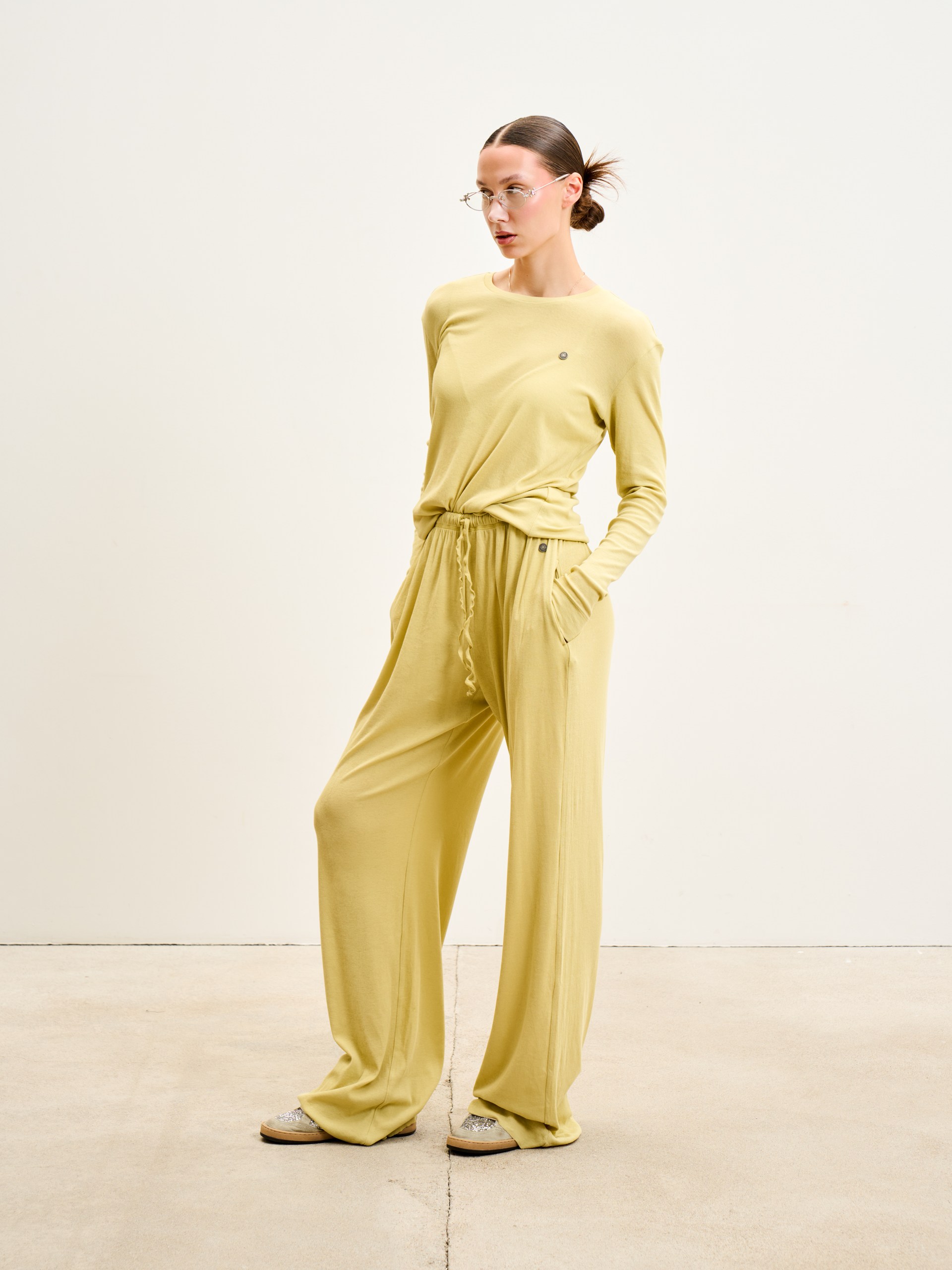 Suit Essential bolt (Pistachio)
